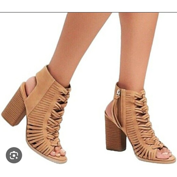 Dolce Vita Boots Womens 6 Cut Out Ankle Booties Brown Faux Leather Open Toe Zip - Picture 1 of 7